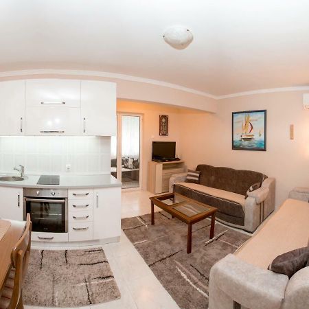 Apartament Valentina Apartman Petrovac Zewnętrze zdjęcie