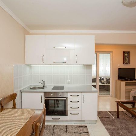 Apartament Valentina Apartman Petrovac Zewnętrze zdjęcie